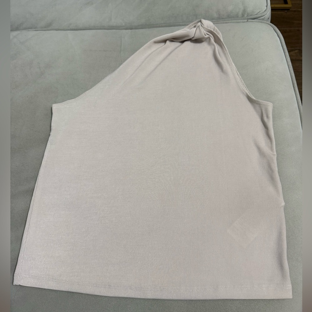 Abercrombie & Fitch Cream Top